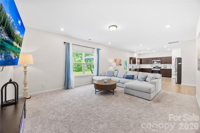 6230 Gala Lane, Charlotte, NC 28215