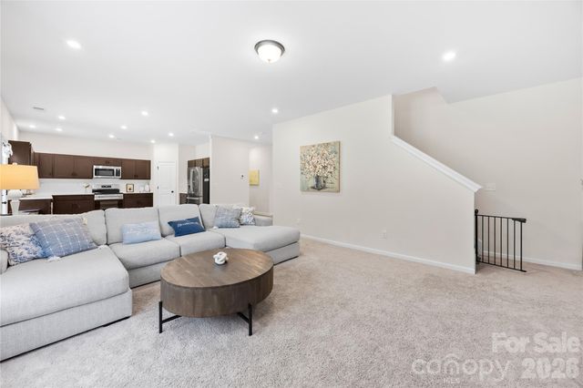 6230 Gala Lane, Charlotte, NC 28215