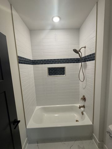 112 Bradley Ln, Cottontown, TN 37048