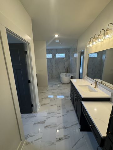 112 Bradley Ln, Cottontown, TN 37048