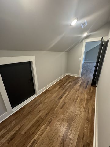 112 Bradley Ln, Cottontown, TN 37048