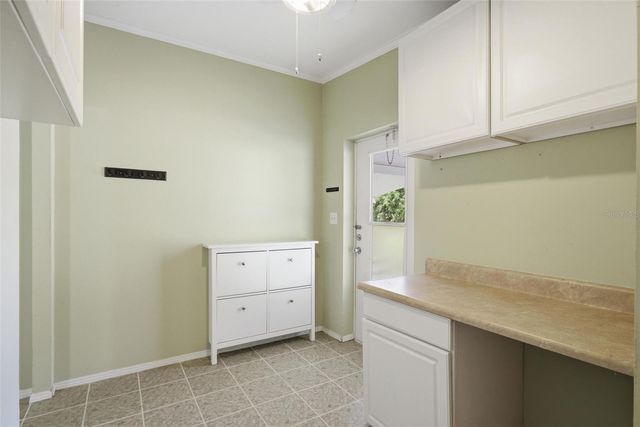 2564 N CREDE AVENUE, Crystal River, FL 34428
