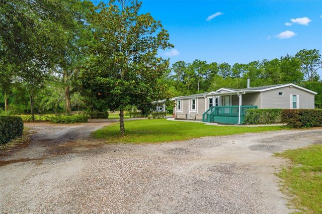 2564 N CREDE AVENUE, Crystal River, FL 34428