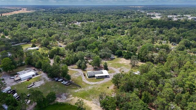 2564 N CREDE AVENUE, Crystal River, FL 34428