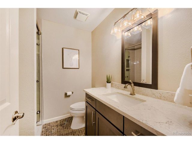 8658 Aberdeen Cir, Highlands Ranch, CO 80130