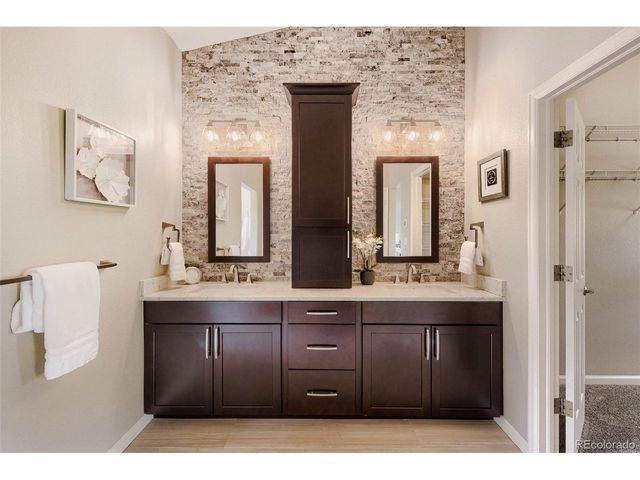 8658 Aberdeen Cir, Highlands Ranch, CO 80130