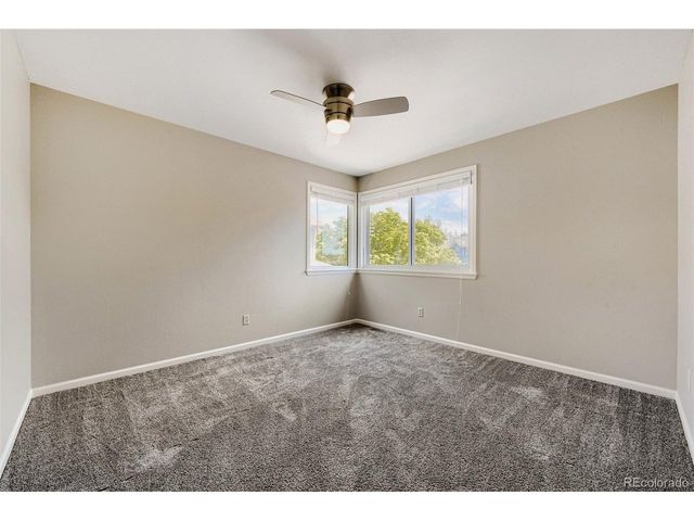 8658 Aberdeen Cir, Highlands Ranch, CO 80130