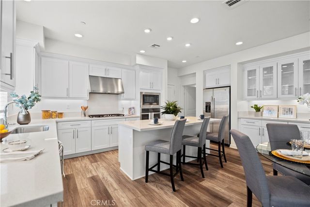 610 Cultivate, Irvine, CA 92618