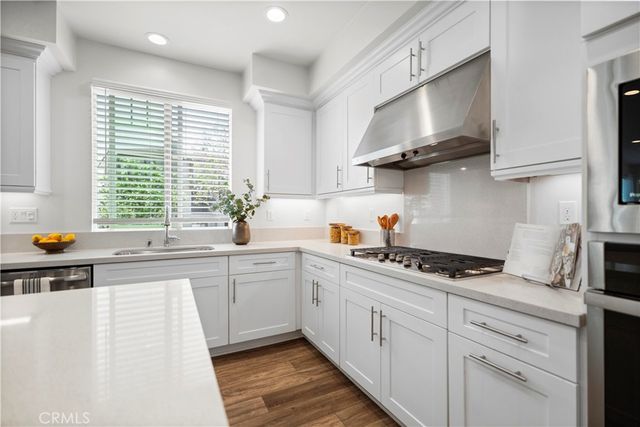 610 Cultivate, Irvine, CA 92618