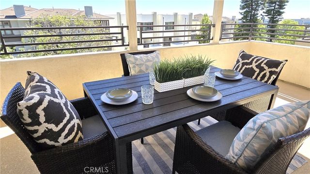 610 Cultivate, Irvine, CA 92618