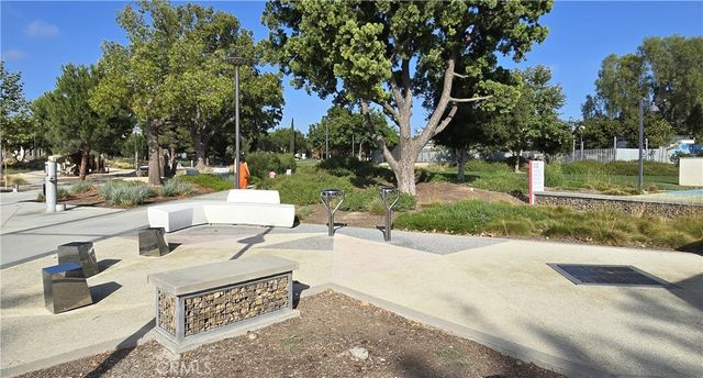 610 Cultivate, Irvine, CA 92618