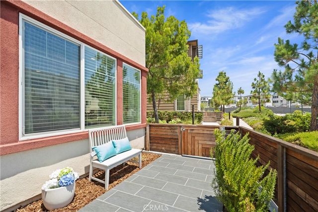 610 Cultivate, Irvine, CA 92618