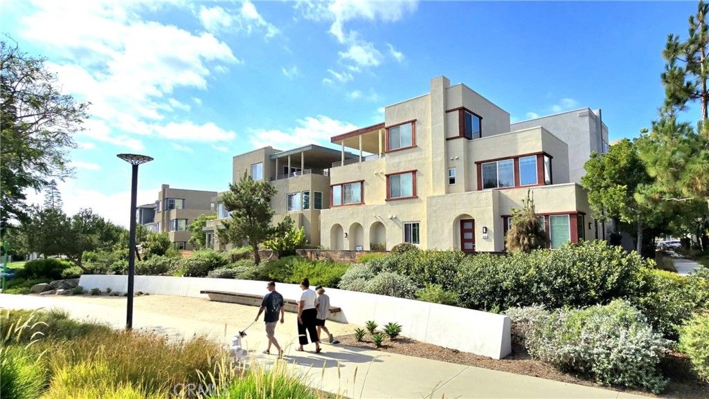 610 Cultivate, Irvine, CA 92618