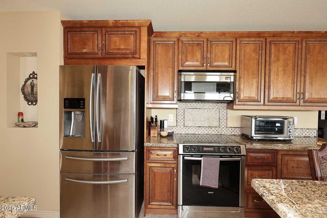 10805 W WILLOWBROOK Drive, Sun City, AZ 85373