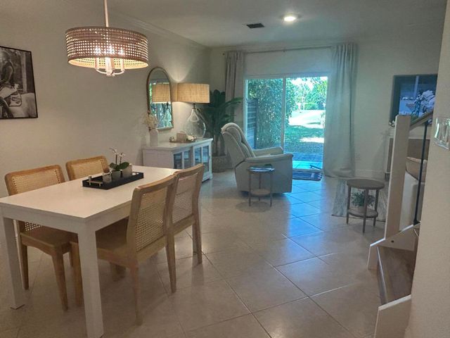 12768 Westhampton Circle, Wellington, FL 33414