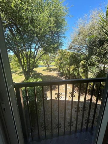 12768 Westhampton Circle, Wellington, FL 33414