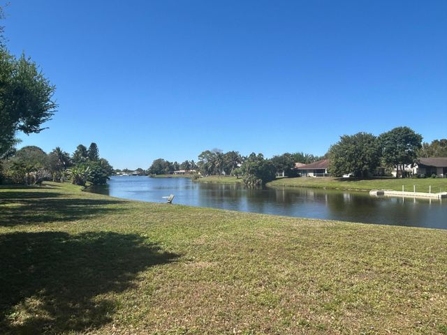 12768 Westhampton Circle, Wellington, FL 33414