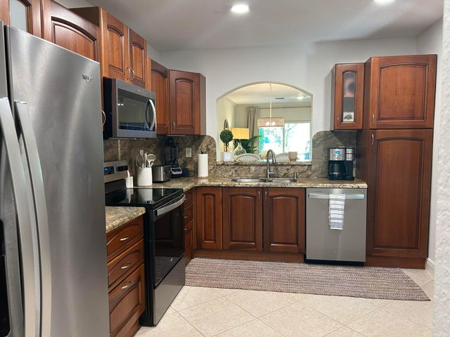 12768 Westhampton Circle, Wellington, FL 33414