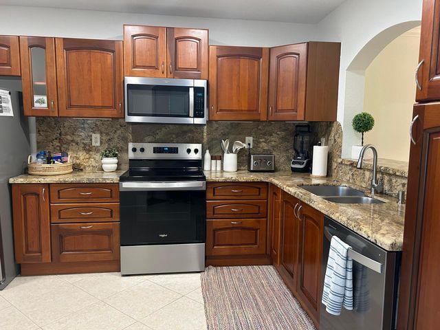 12768 Westhampton Circle, Wellington, FL 33414