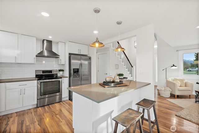 338 Charwila Lane, Enumclaw, WA 98022