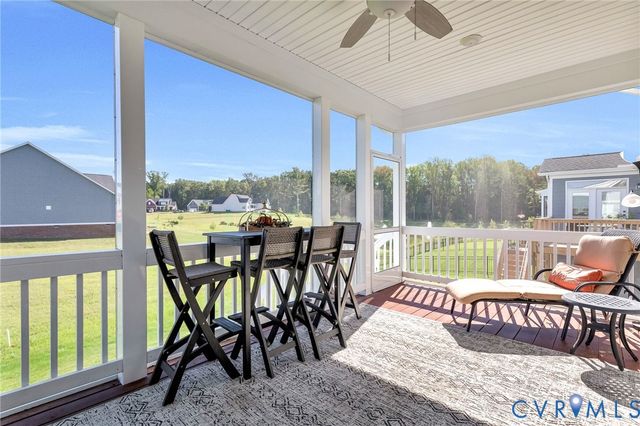 8469 Chimney Rock Dr, Mechanicsville, VA 23116
