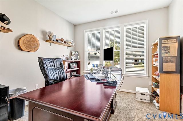 8469 Chimney Rock Dr, Mechanicsville, VA 23116