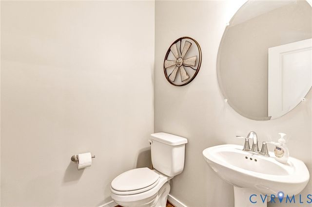 8469 Chimney Rock Dr, Mechanicsville, VA 23116