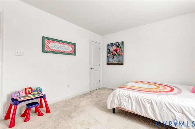 8469 Chimney Rock Dr, Mechanicsville, VA 23116