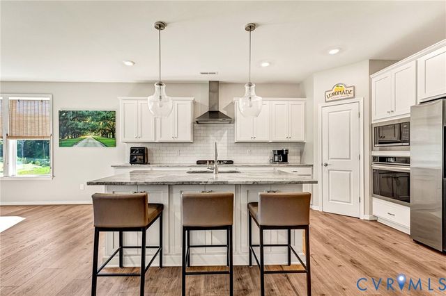8469 Chimney Rock Dr, Mechanicsville, VA 23116
