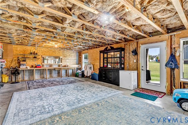 8469 Chimney Rock Dr, Mechanicsville, VA 23116
