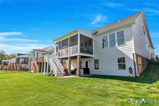 8469 Chimney Rock Dr, Mechanicsville, VA 23116