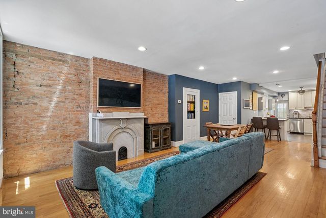 2021 BAINBRIDGE ST, Philadelphia, PA 19146