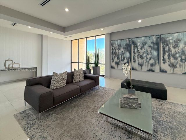 20379 W Country Club Drive 2334, Aventura, FL 33180