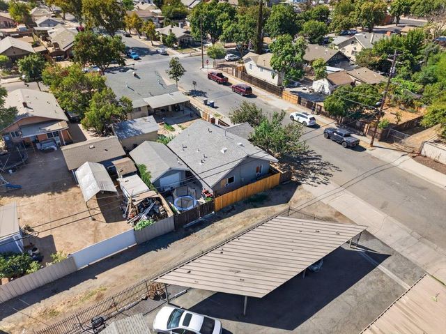 1118 N Augusta Street, Fresno, CA 93701