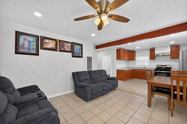 1118 N Augusta Street, Fresno, CA 93701