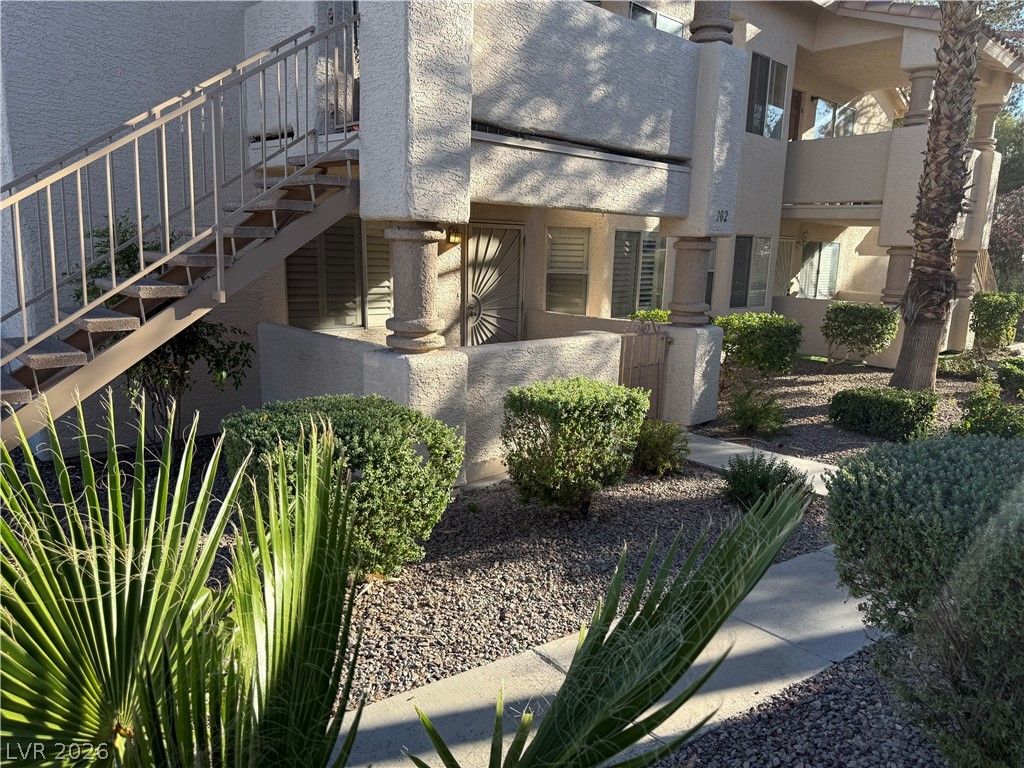 1325 Pinto Rock Lane 102, Las Vegas, NV 89128