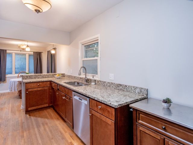 6008 Clinton Avenue, Minneapolis, MN 55419