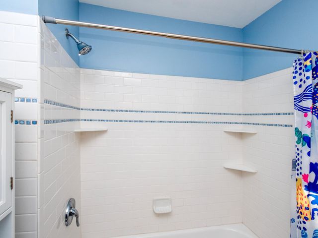 6008 Clinton Avenue, Minneapolis, MN 55419