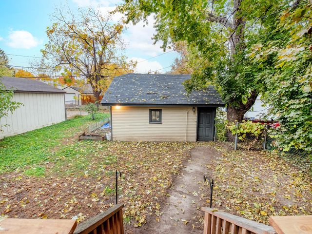 6008 Clinton Avenue, Minneapolis, MN 55419