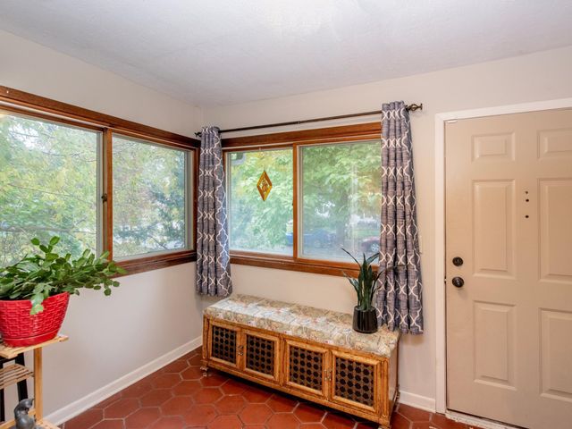 6008 Clinton Avenue, Minneapolis, MN 55419