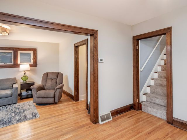 6008 Clinton Avenue, Minneapolis, MN 55419