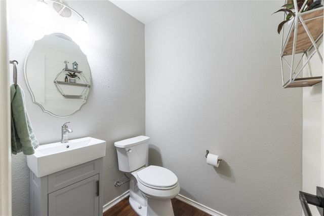 201 S Sumac LN, Georgetown, TX 78633