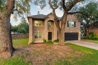 201 S Sumac LN, Georgetown, TX 78633