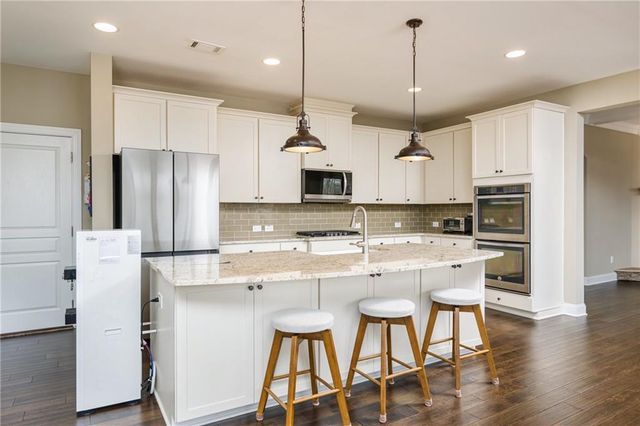 1667 Greenspring Court, Hoschton, GA 30548