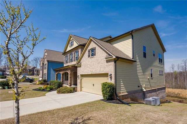 1667 Greenspring Court, Hoschton, GA 30548