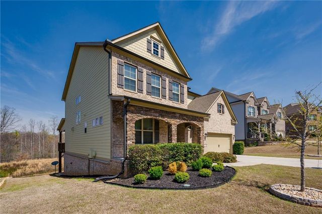 1667 Greenspring Court, Hoschton, GA 30548