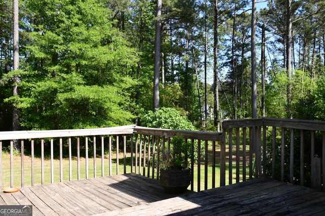 629 Locust Road, Locust Grove, GA 30248