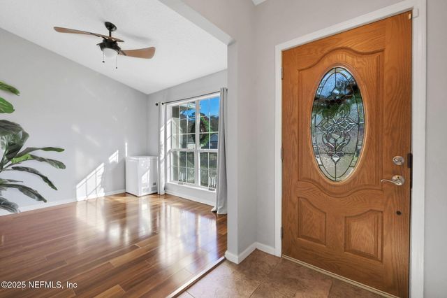 1453 LINDSEY CROSSING Drive, Jacksonville, FL 32218