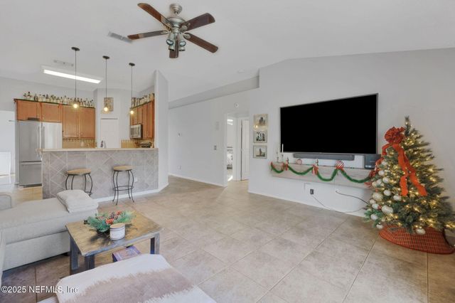 1453 LINDSEY CROSSING Drive, Jacksonville, FL 32218