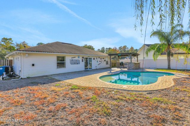 1453 LINDSEY CROSSING Drive, Jacksonville, FL 32218